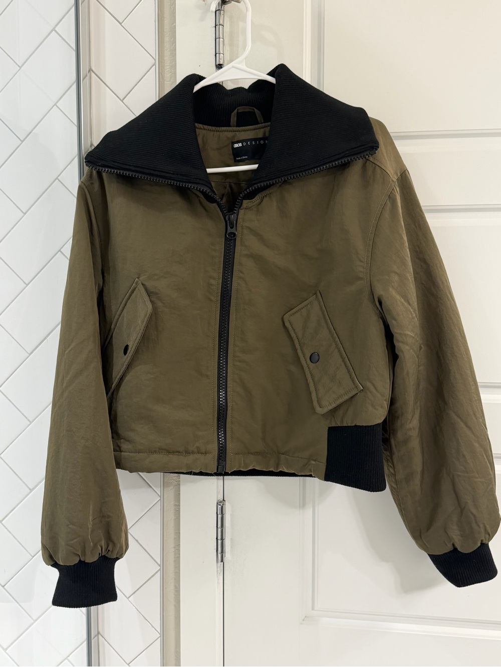 ASOS NWOT Olive Green Bomber Black Funnel Neck Jacket Size 0 Fits Like XS